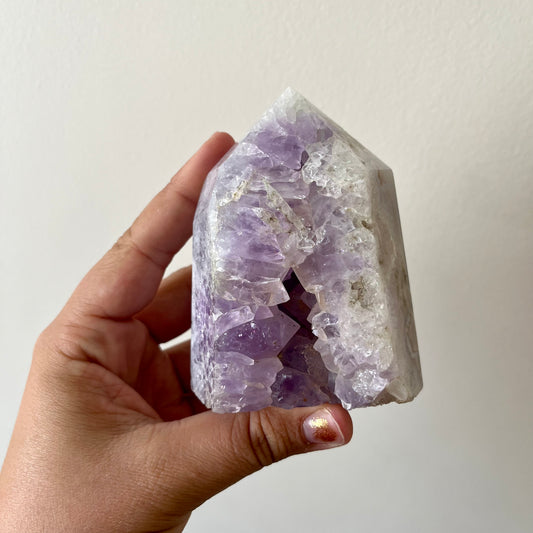 Amethyst in Agate Tower