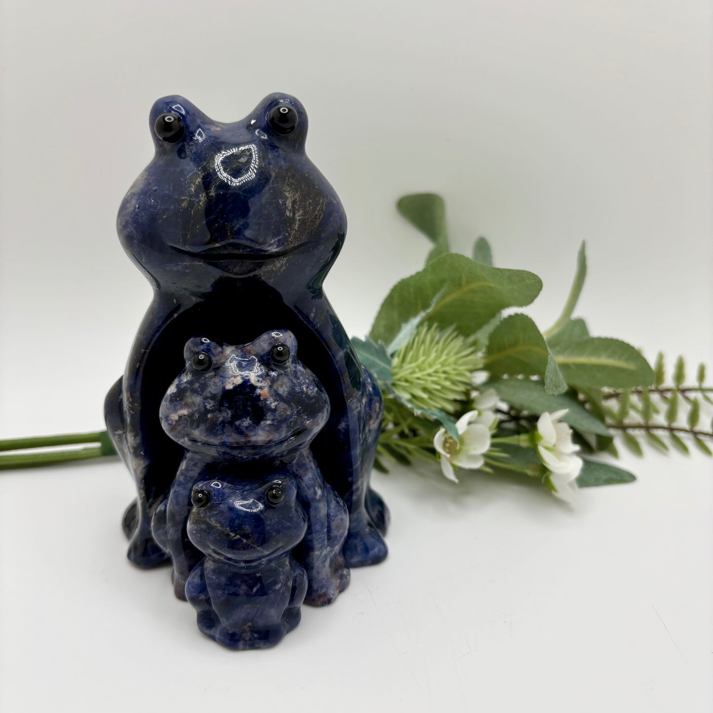 Nesting Frogs