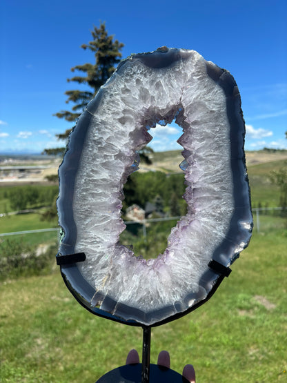 XL Amethyst Portal on Stand (B)