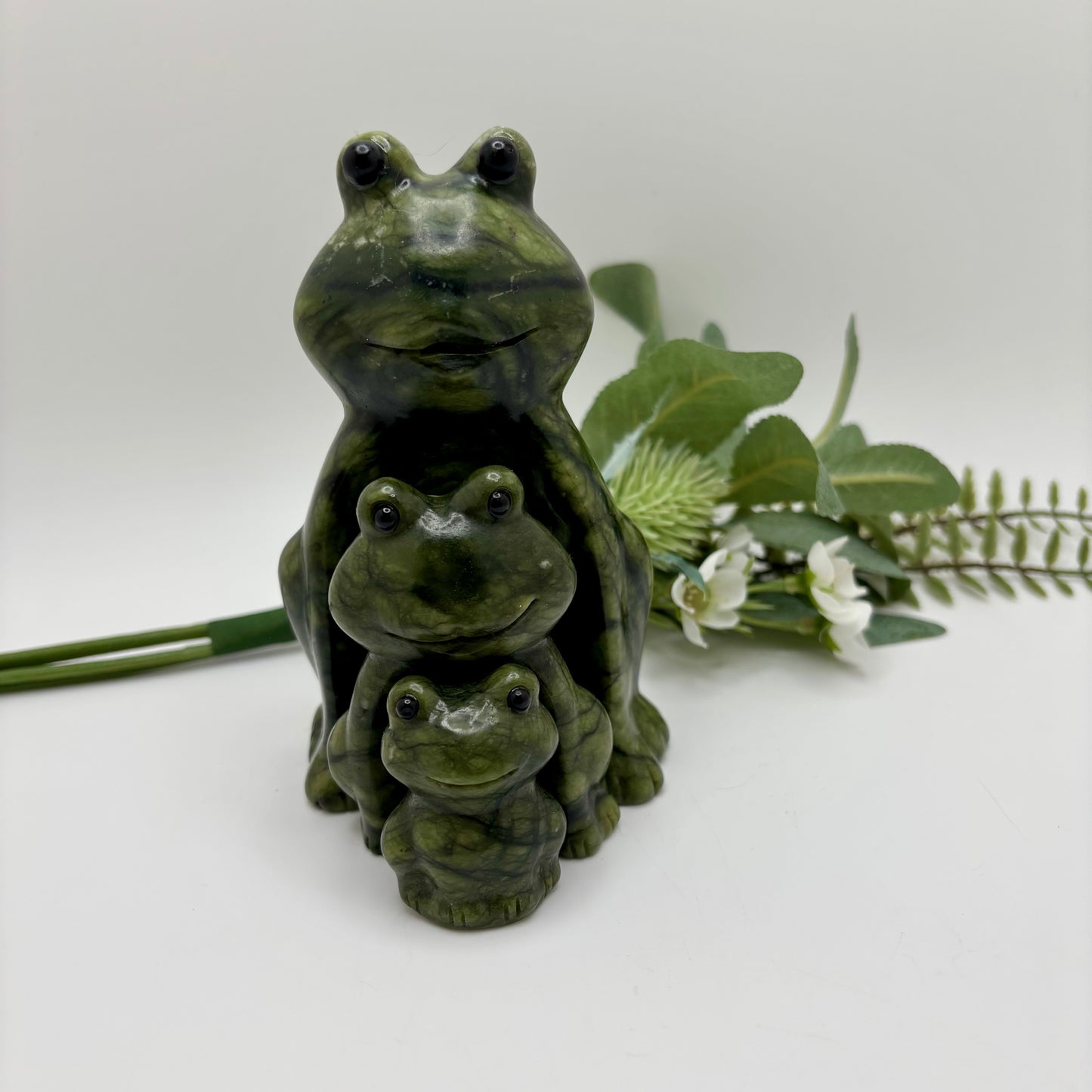 Nesting Frogs
