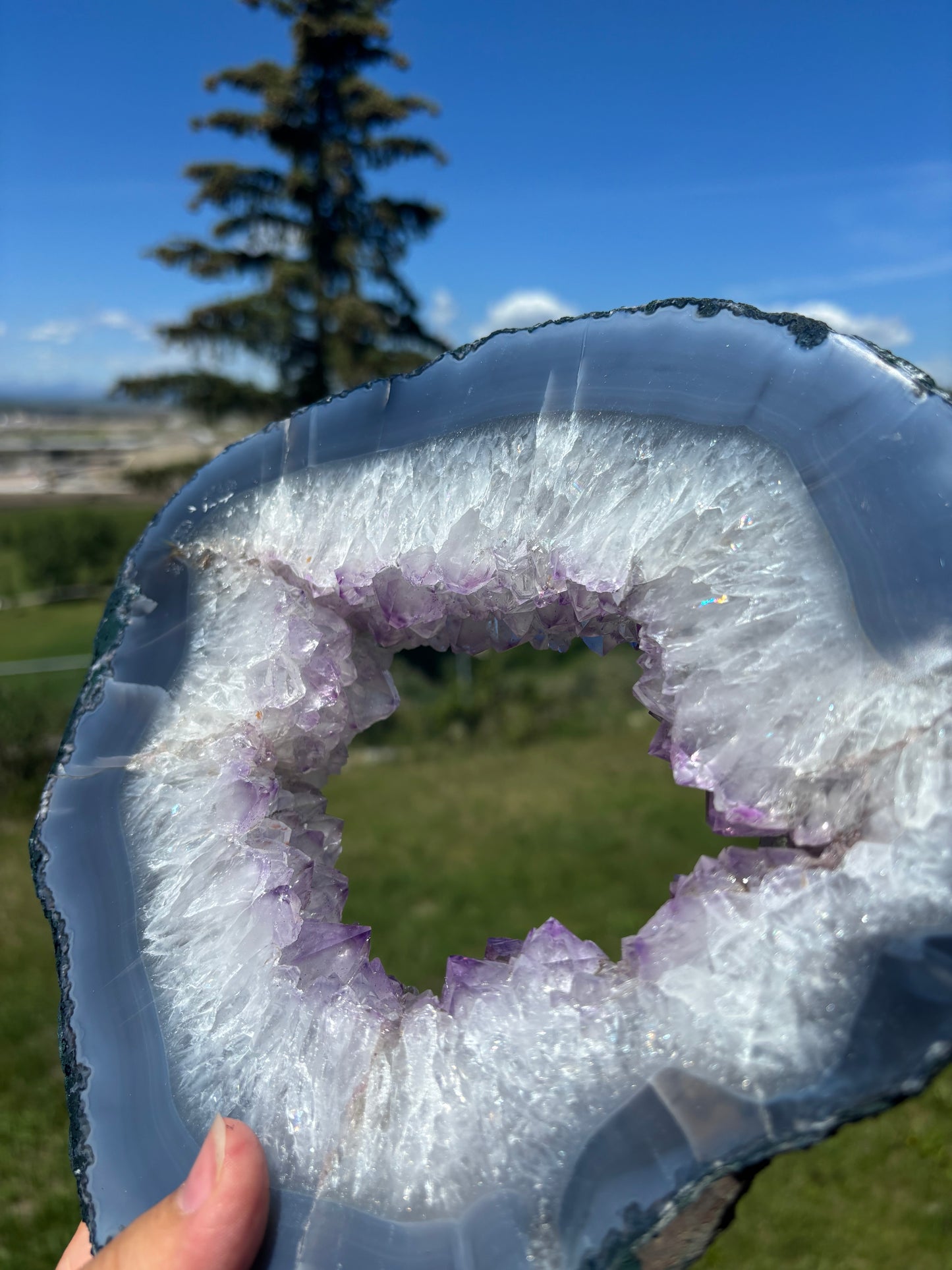 XL Amethyst Portal on Stand (A)