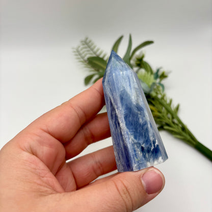 High Grade Kyanite Towers