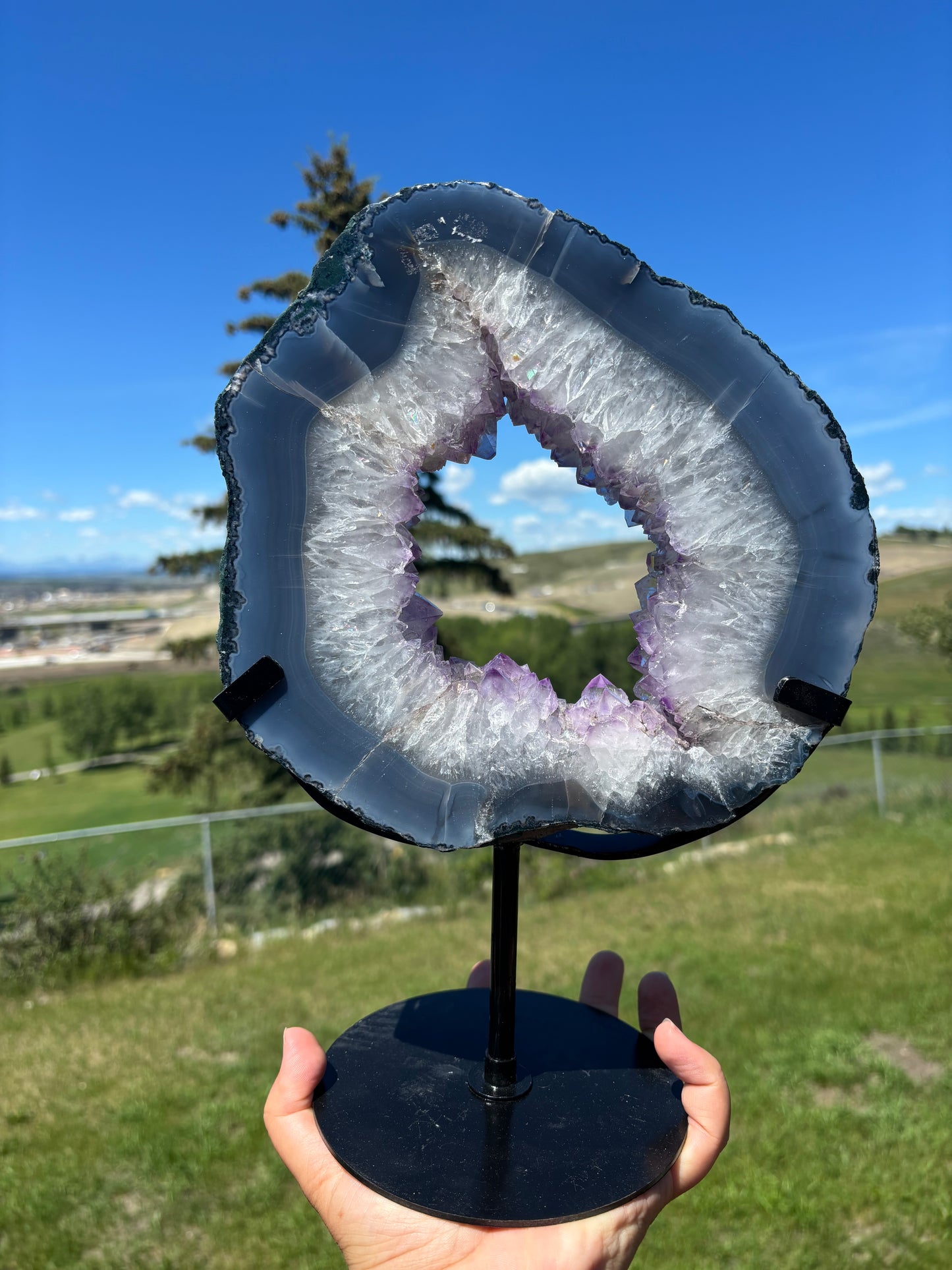XL Amethyst Portal on Stand (A)