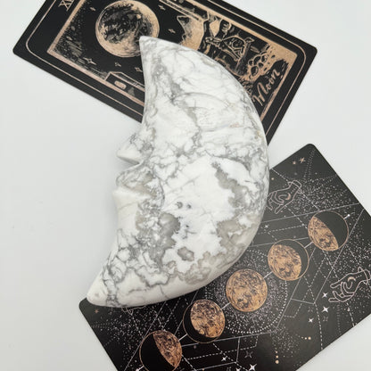 Howlite Moon